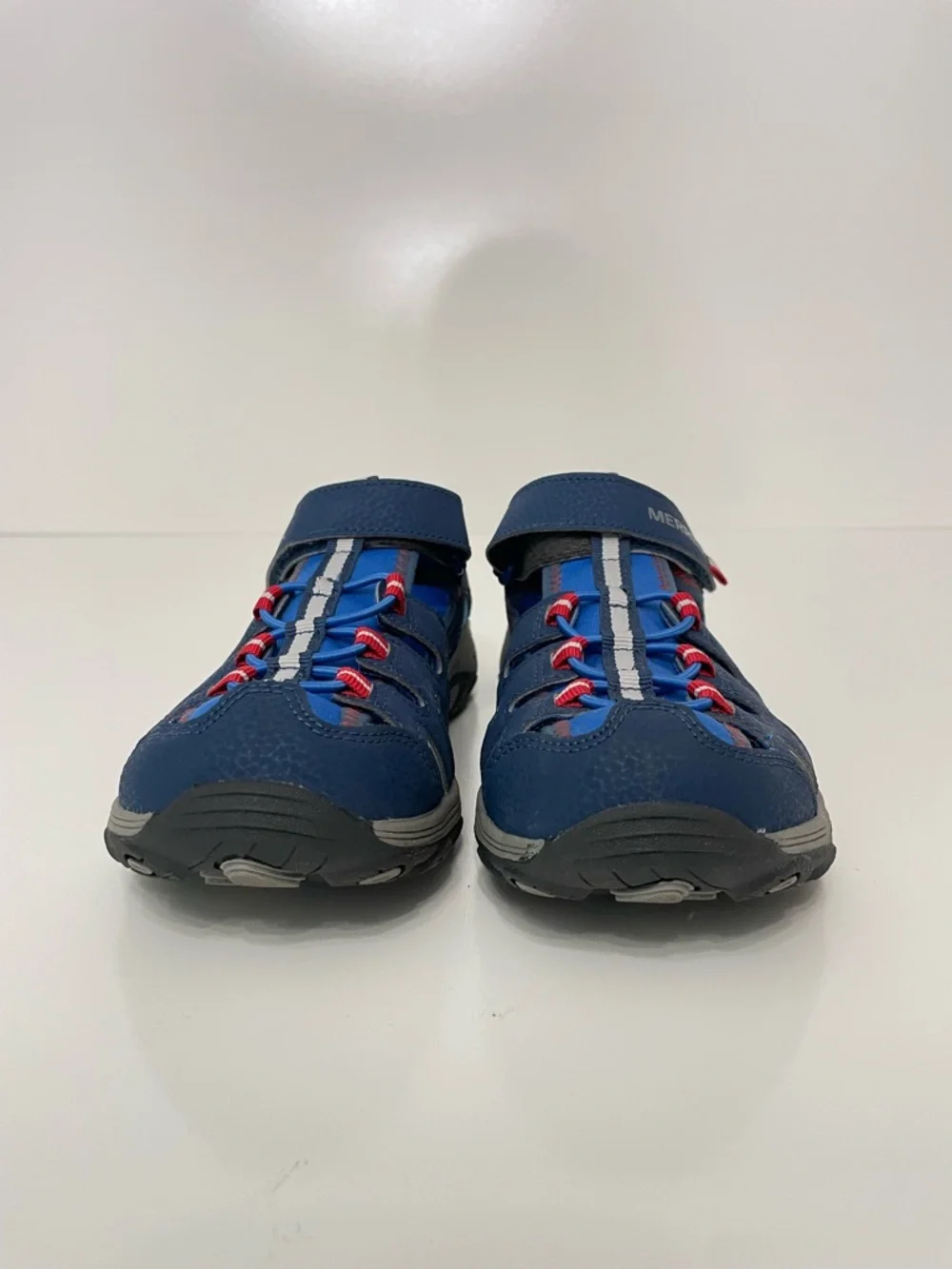 Merrell Kids Hydro Water Blue Closed-Toe Sandal size 5 Beach Travel Swim School